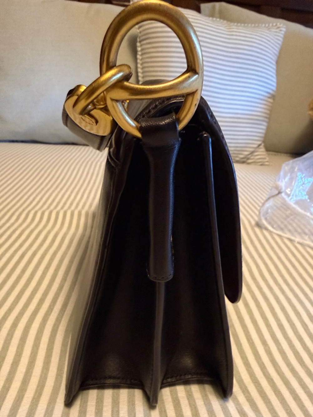 Coach Black Leather Beat Bag - Picture 2 of 10